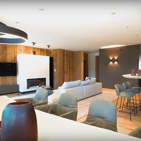 Apartment Penthouse Etnaski Free Skipass 4 Bedrooms *